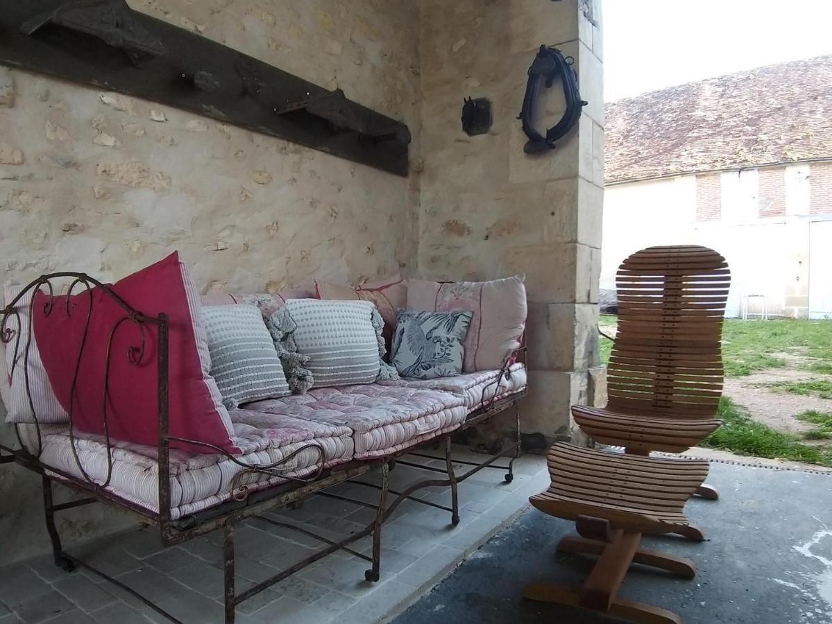 Chambre D'Hotes "Au Bord De Loire" La Marche Esterno foto